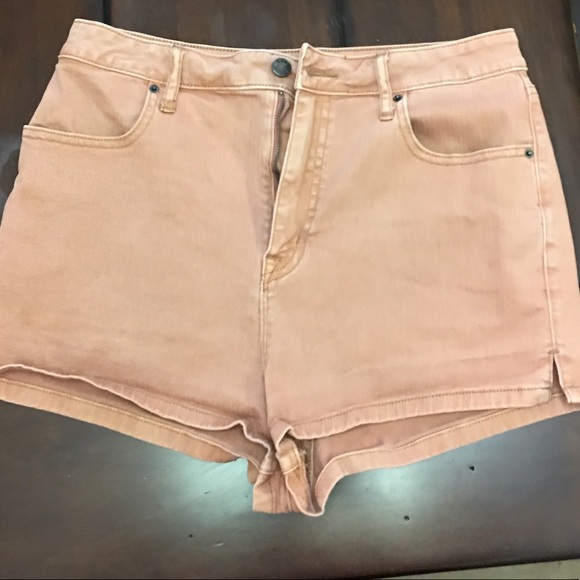 BDG Katie Highwaisted Shorts! - Picture 3 of 4